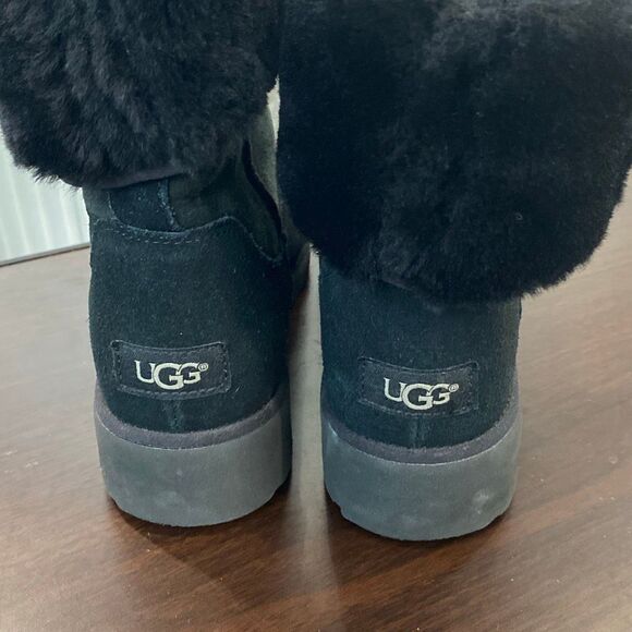 UGG Boots Amie woman’s size 9 - Picture 7 of 9